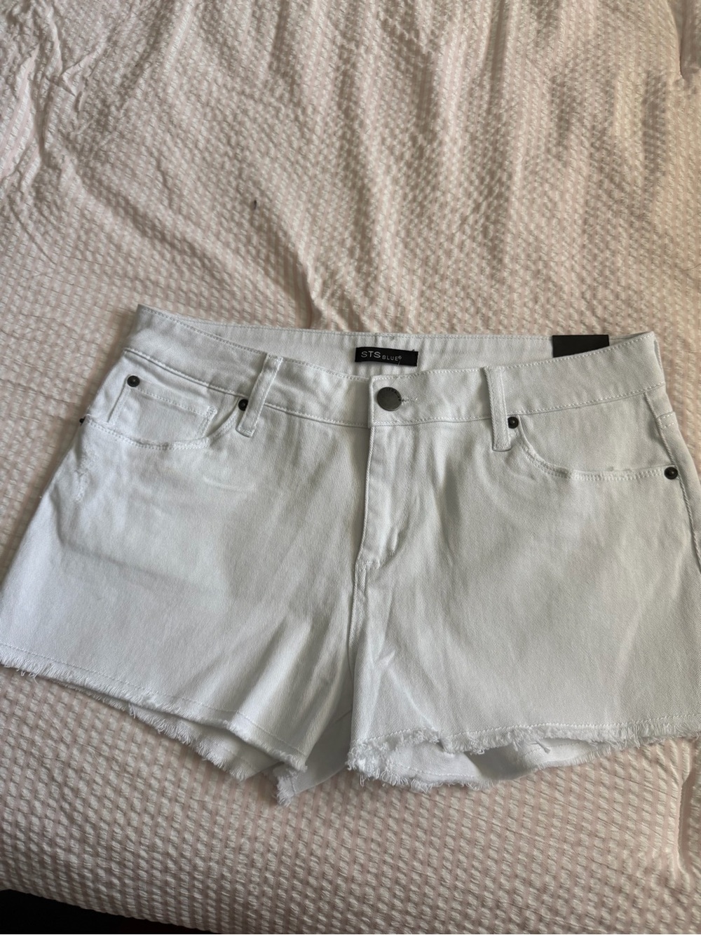 STS Blue White Denim Frayed Hem Women's Shorts